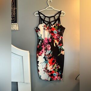 VENUS  Floral Body Con Dress With Straps Size Large